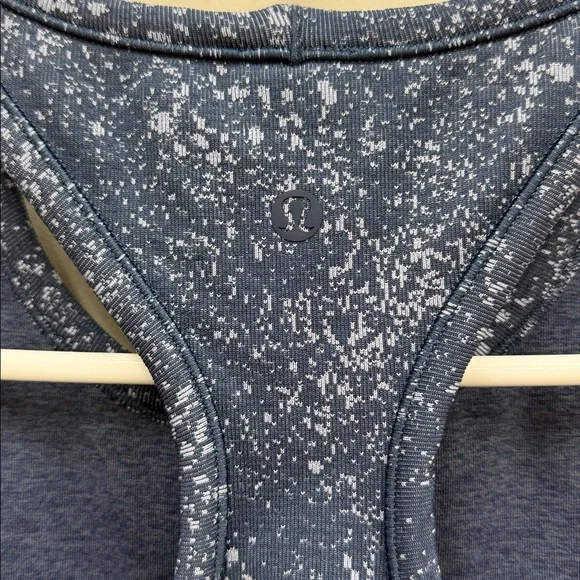 Lululemon Ebb to Street Cropped Tank Distorted Noise Mineral Blue Pastel Sz 8! - Picture 7 of 8